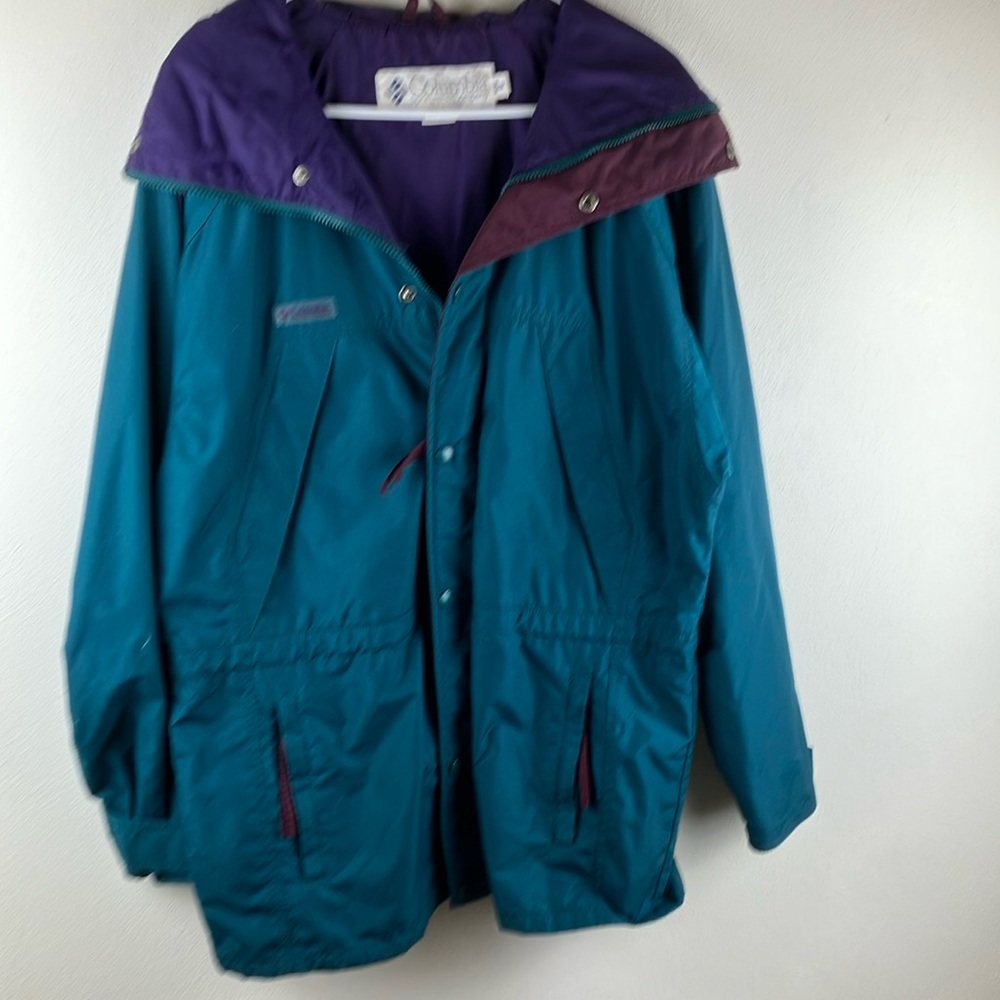 Columbia Men’s Windbreaker/Lightweight Jacket with Hood Size M Full Zip and Snap